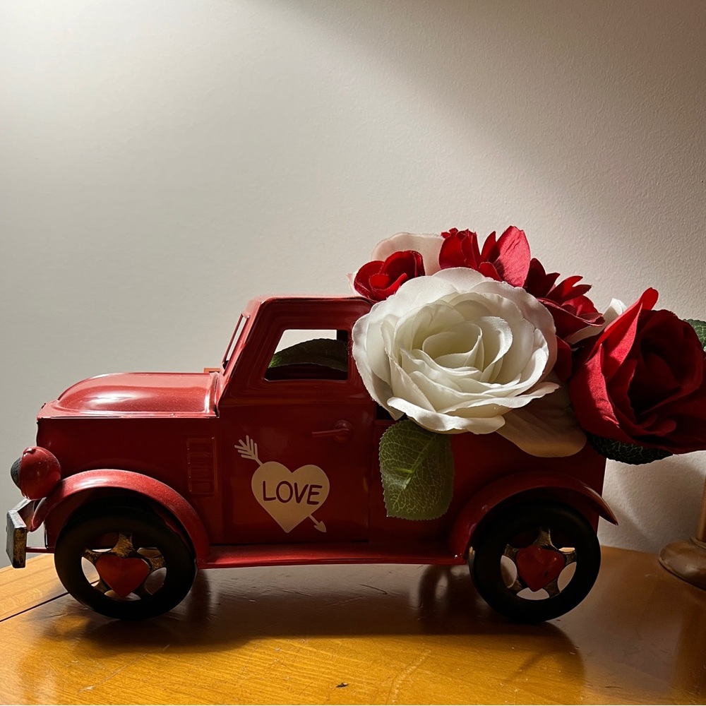 Valentine’s Farmhouse Rustic Vintage Farm Red Pick Up Truck Centerpiece
